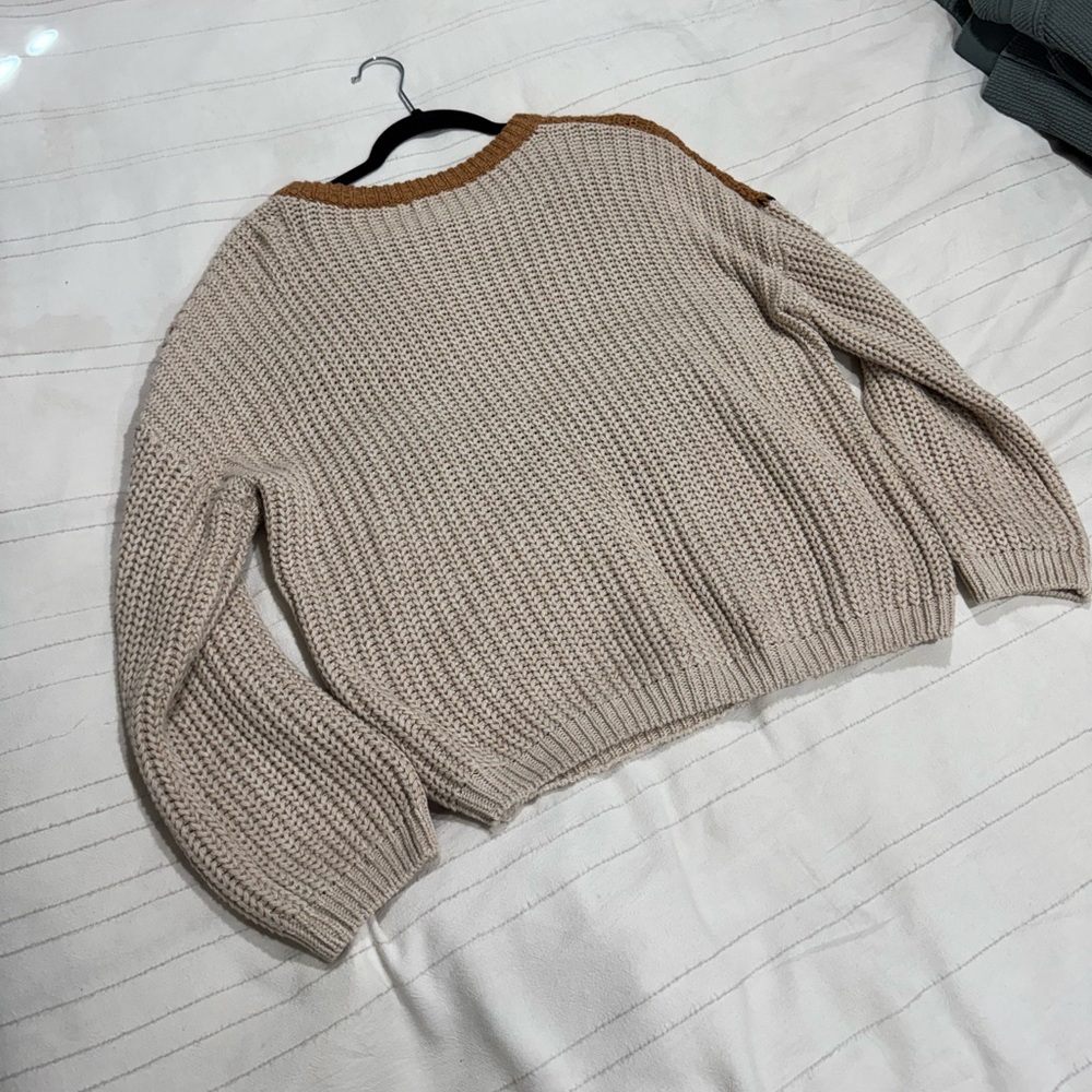 Neutral Multi Color Sweater - Picture 3 of 4